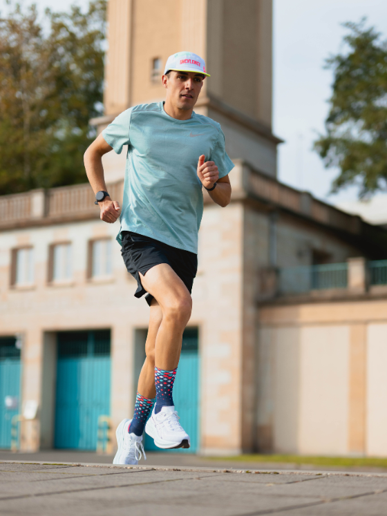 INCYLENCE Running Crystal Navy Cyan Inferno Long Sock