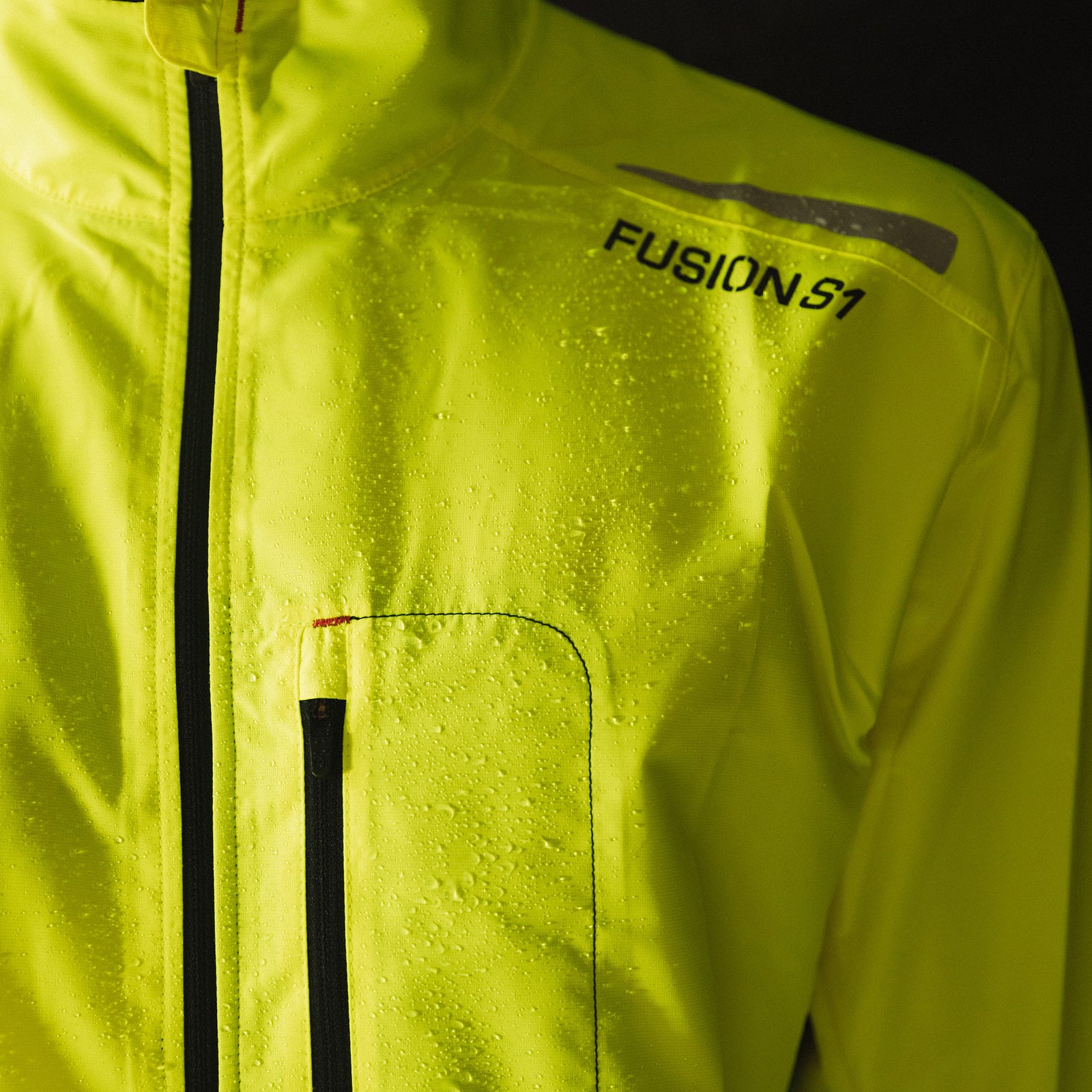 Fusion S1 Shell Mens Running Jacket_Action