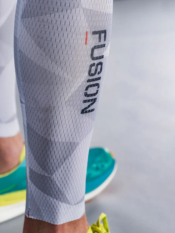 FUSION Tempo! Pro Calf Sleeves White/Grey