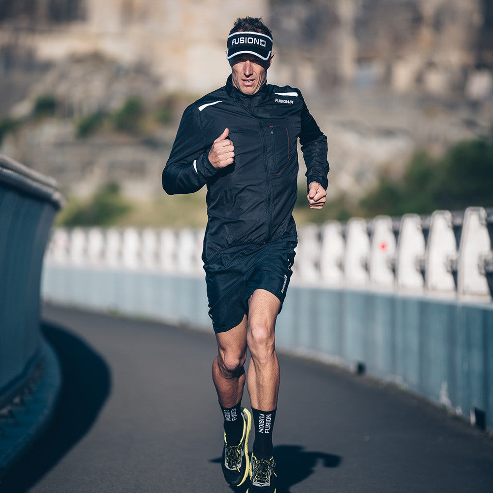 Fusion S1 Shell Mens Running Jacket_Action