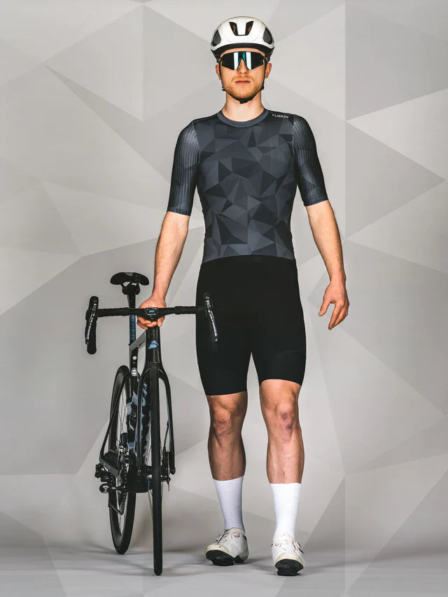 Fusion's new TEMPO! Cycle Jersey in Grey